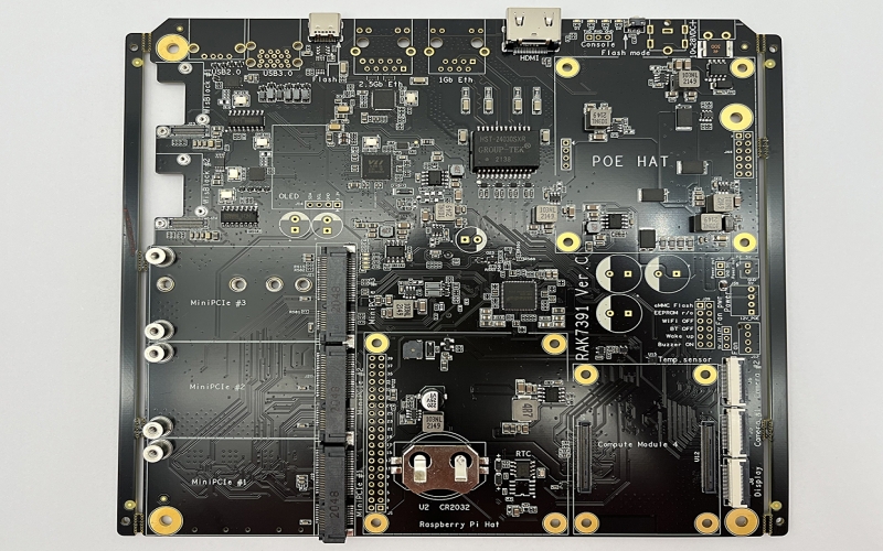SMT貼片加工手工點膠和自動點膠的區(qū)別及PCBA加工品質(zhì)升級的關(guān)鍵抉擇？